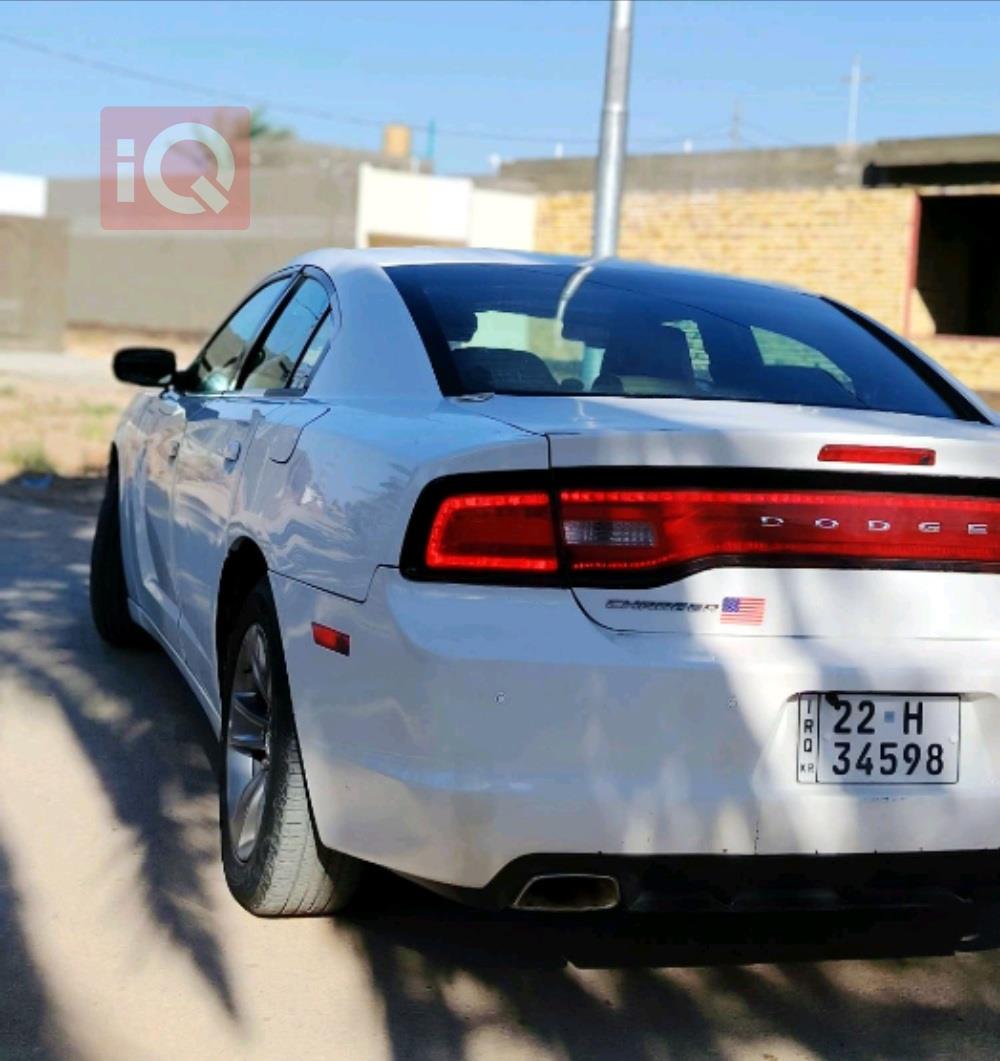 دۆج چارجەر